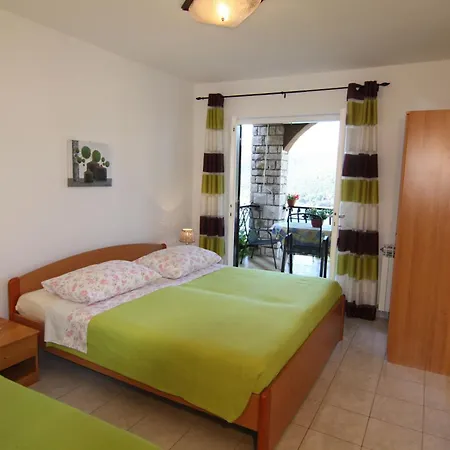 Gaestehaus Pina *