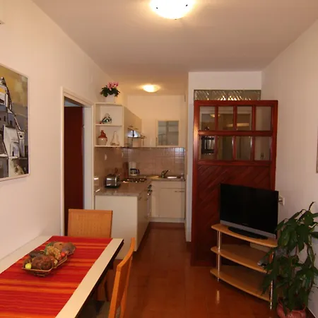 Apartman Gaestehaus Pina