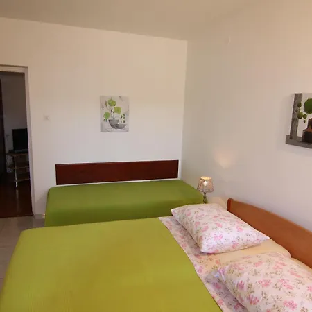 Gaestehaus Pina Apartman Rabac